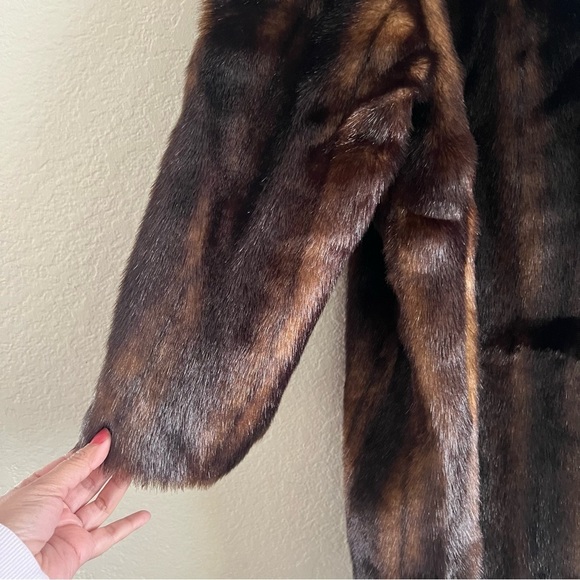 Vintage Fur coat by Terry Lewis Classic Luxeries Size 1x - Picture 8 of 11